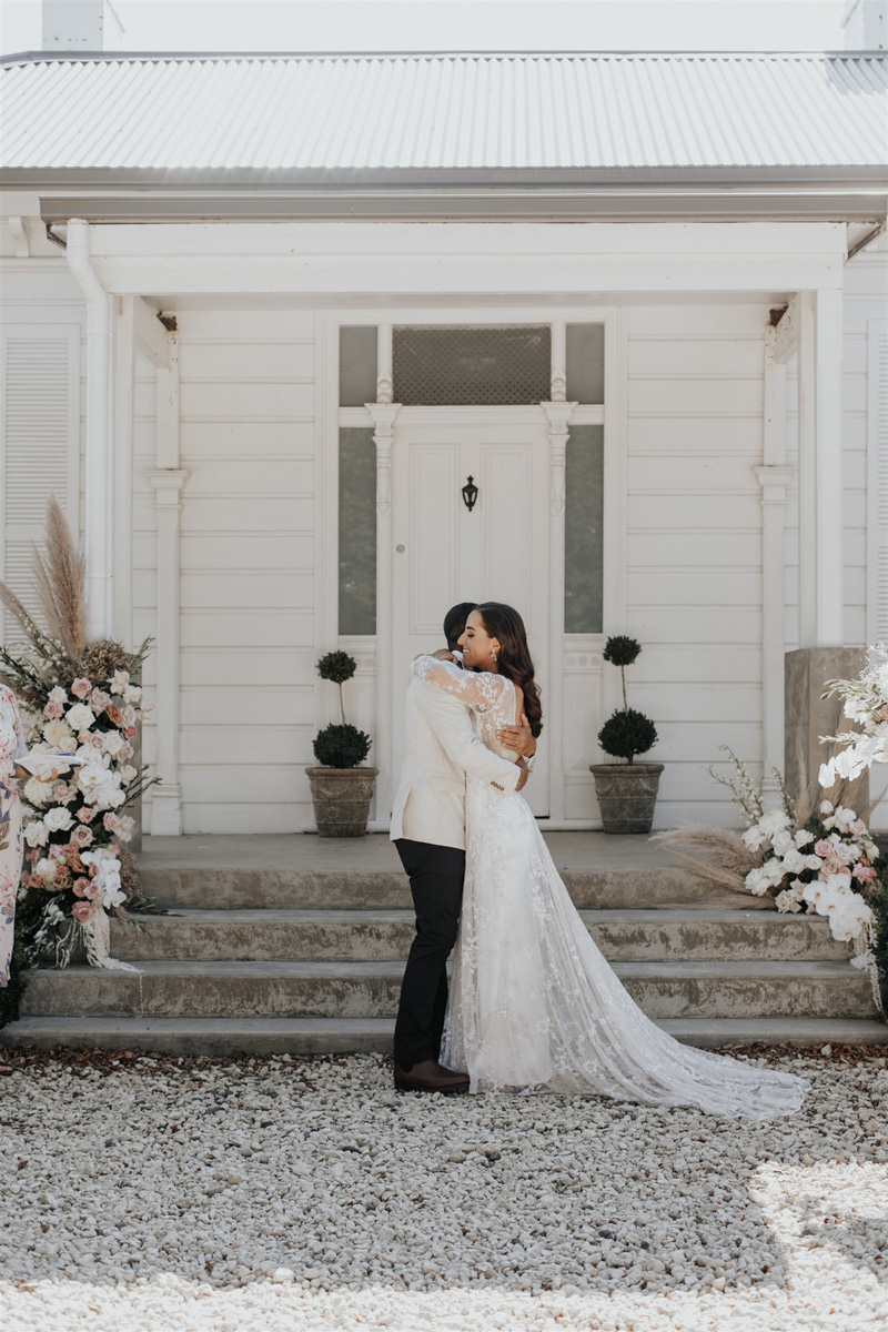 Real Wedding – Lauren & Kiran, Hagley TAS - Ivory Tribe